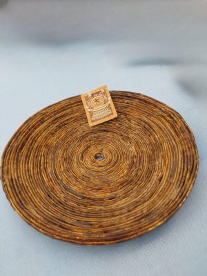 Piring -Anyaman Koran Bekas-